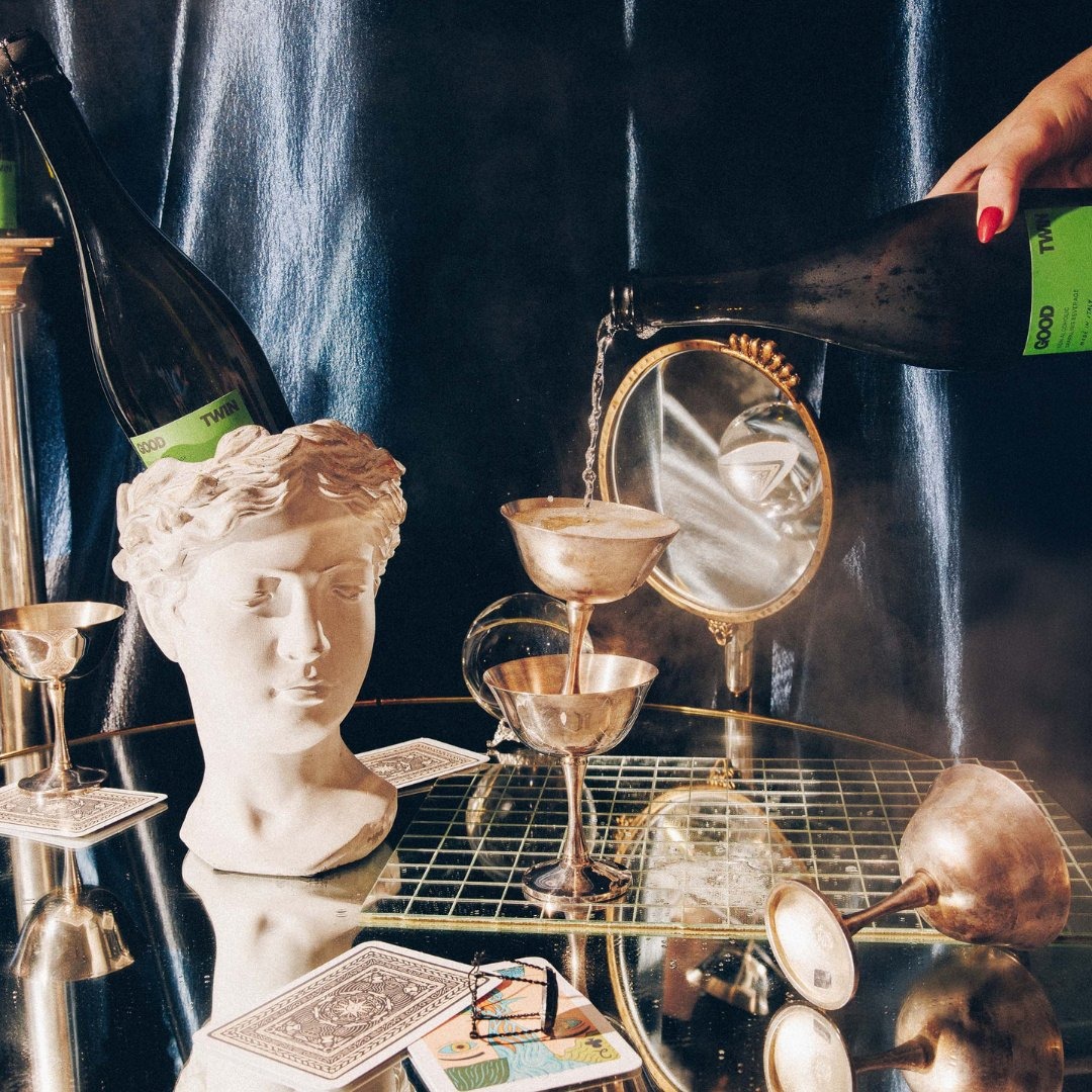 Good Twin candlelit pour